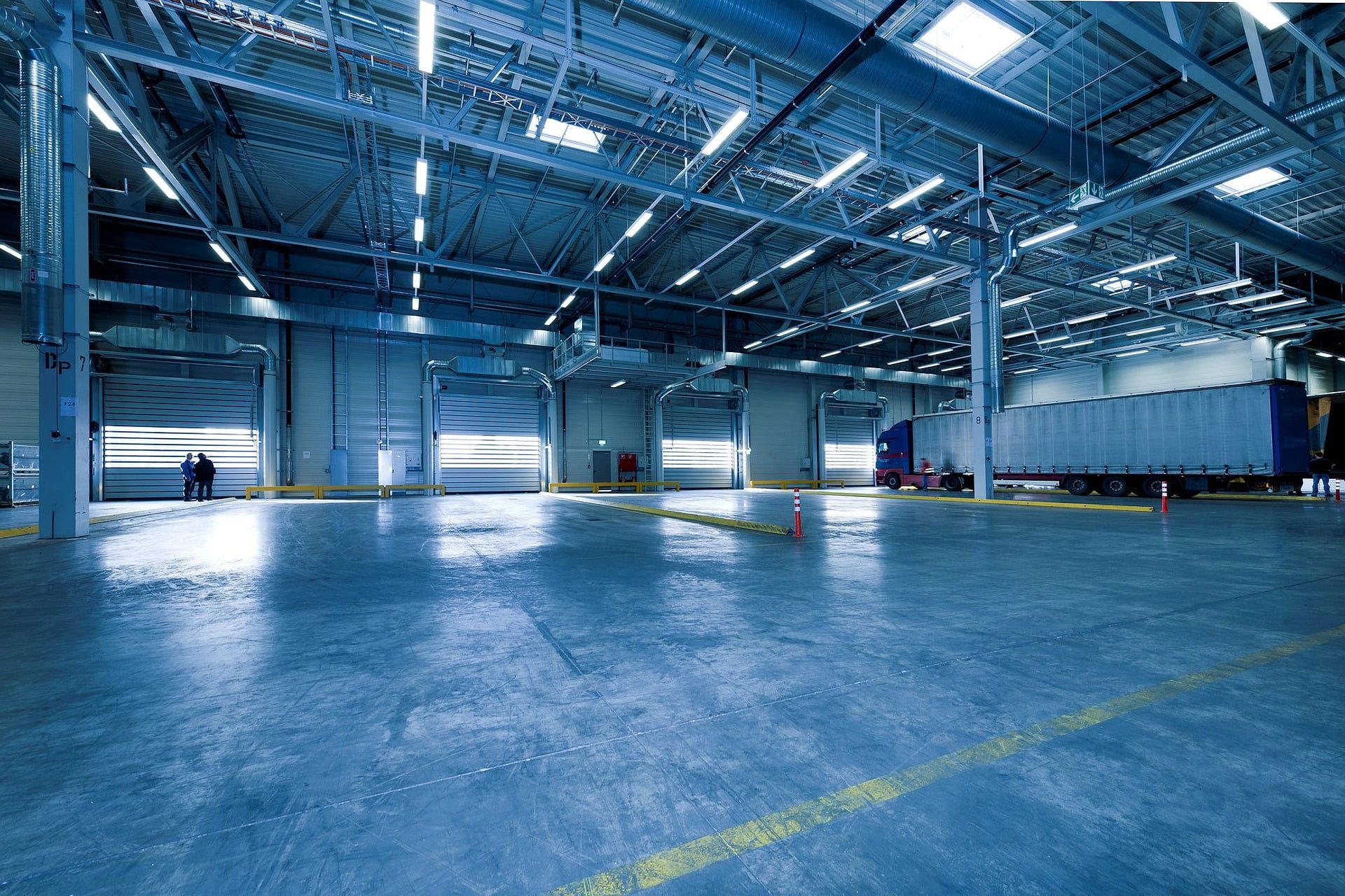 industrial-hall-g34bf91d55_1920