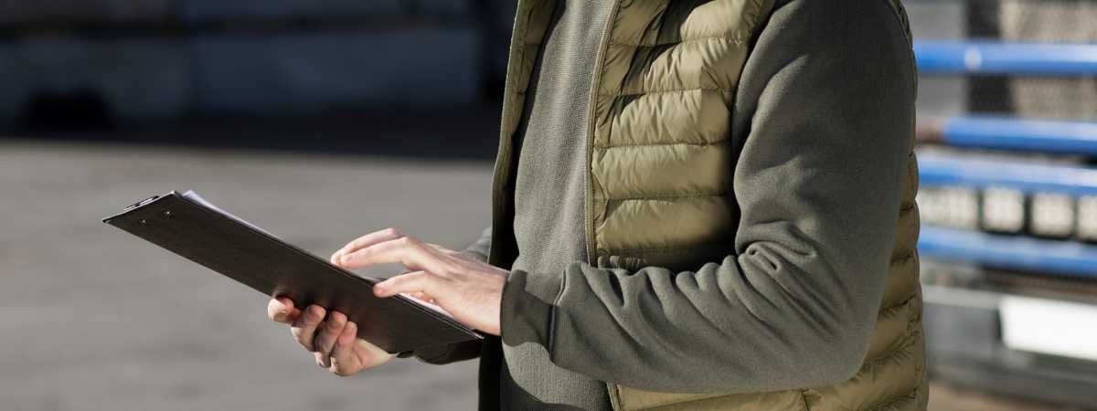 ventajas de contratar un analista en la logistica